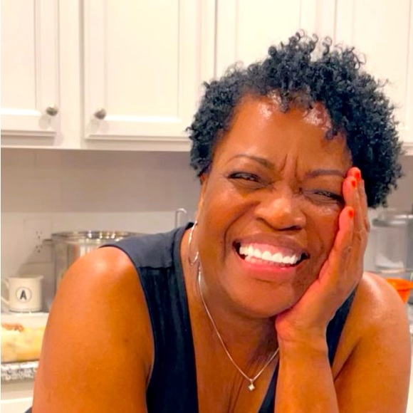 Meet your Posher, Anita - Picture 1 of 1